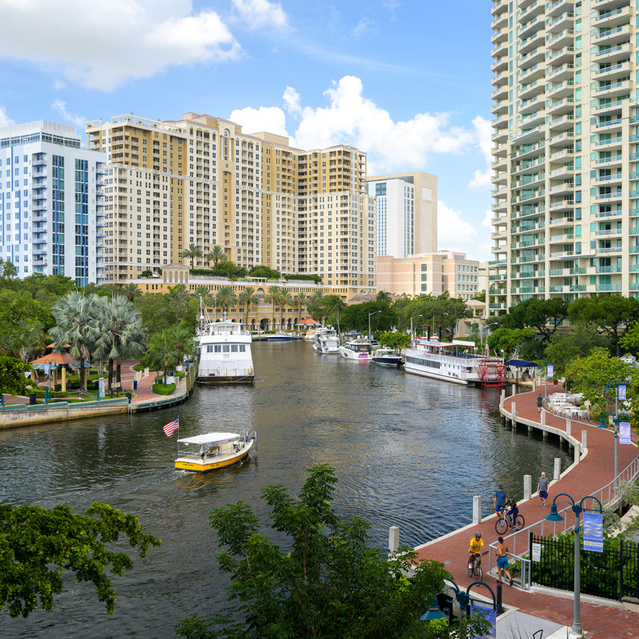 For Rent in Fort Lauderdale Coasterra Apartments